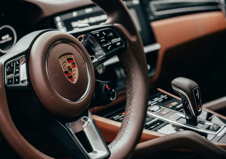 Light brown interior Porsche Cayenne