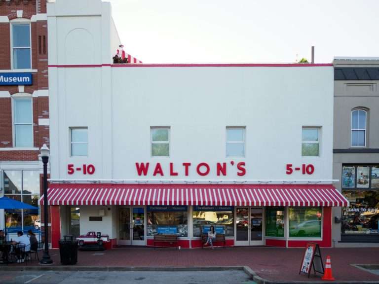 Walmart museum the original Walton's store
