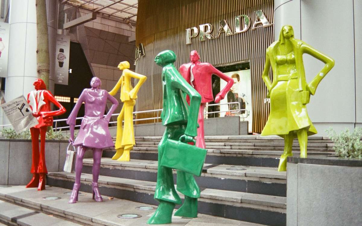 Prada: The Italian Luxury Fashion House of Modern Innovation