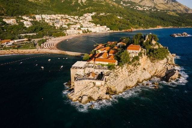 aman hotels.jpg