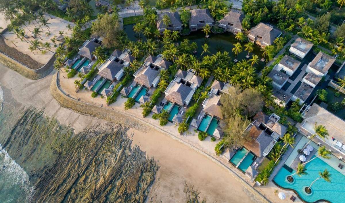 Hilton Hotels And Resorts: A Century of Hospitality and Global Prestige